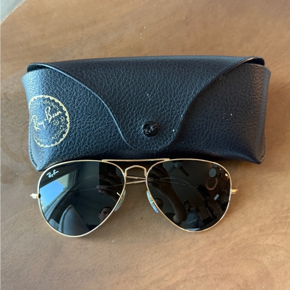 Ray-Ban Gold Aviator Sunglasses - Picture 1 of 5